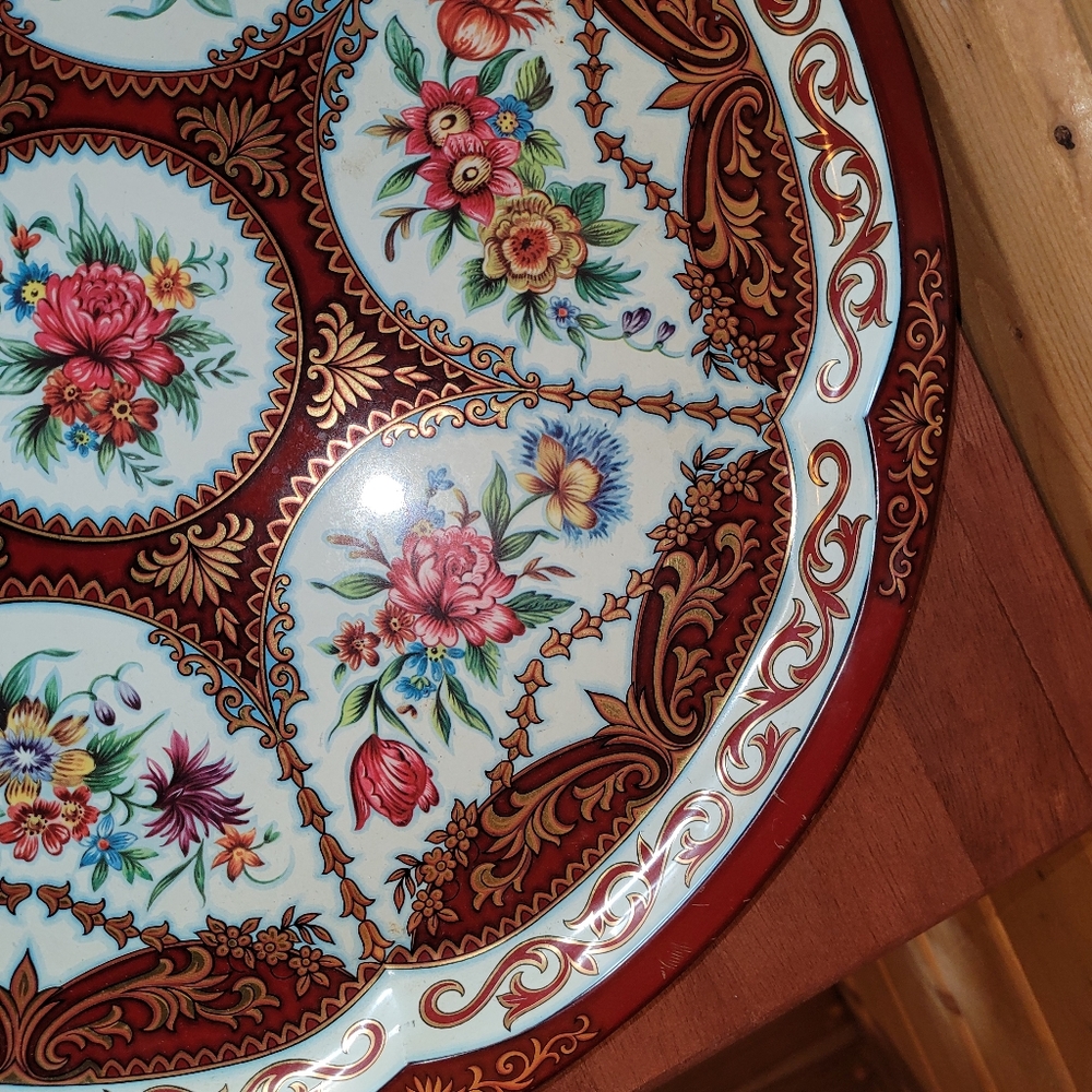 Vintage 1971 Daher Decorated Ware Round Metal Tray, Dutch Garden Floral Pattern - Picture 6 of 12